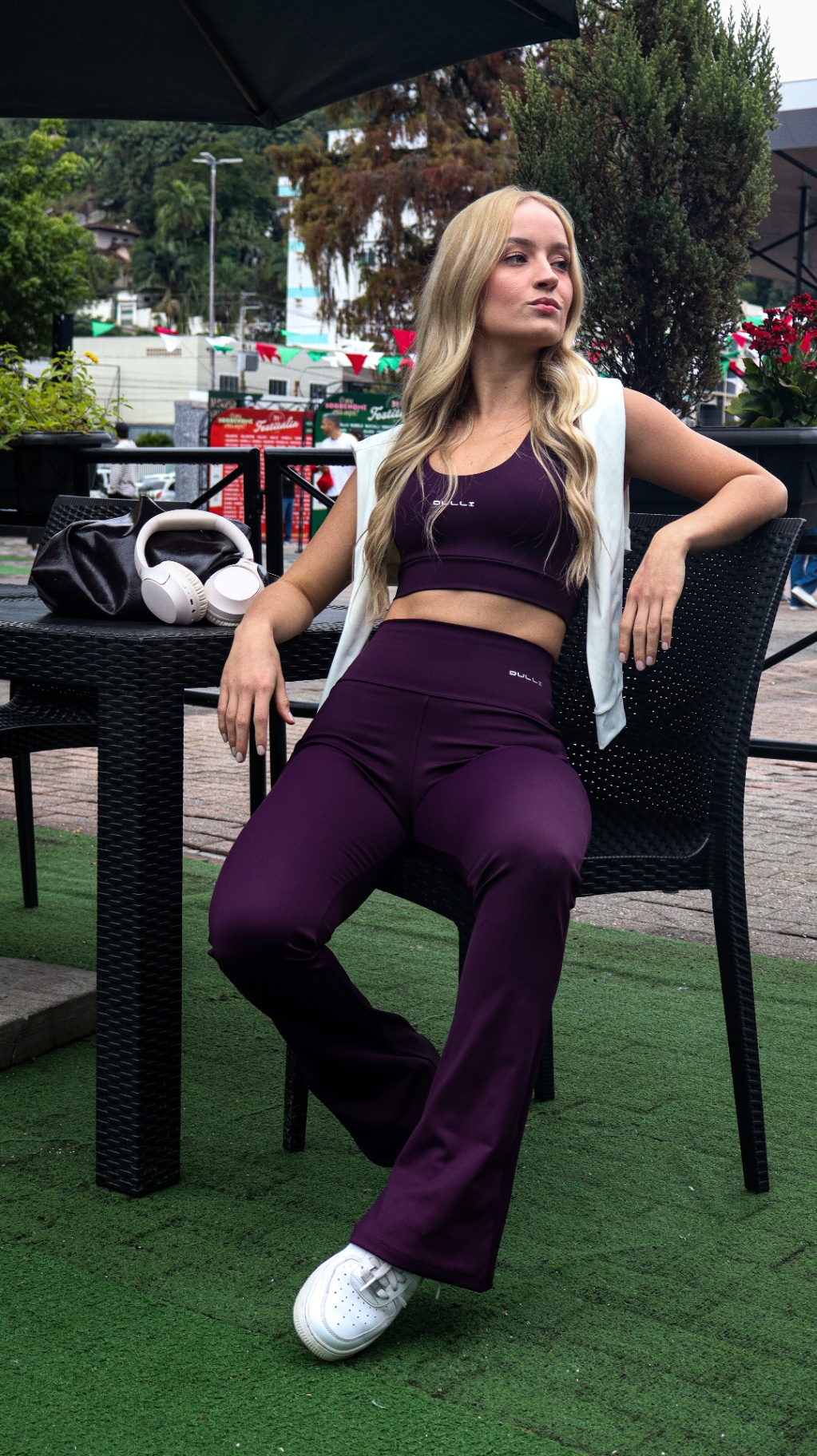 Conjunto Top + Legging Flare